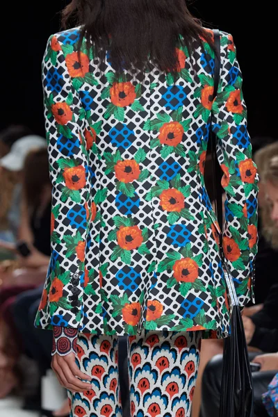 Look 113